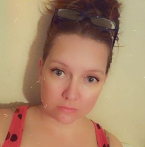 Meet your Posher, Chrissy